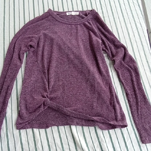 Womans S Wallflower Purple Asymmetrical Long Sleeve Blouse - Picture 1 of 4